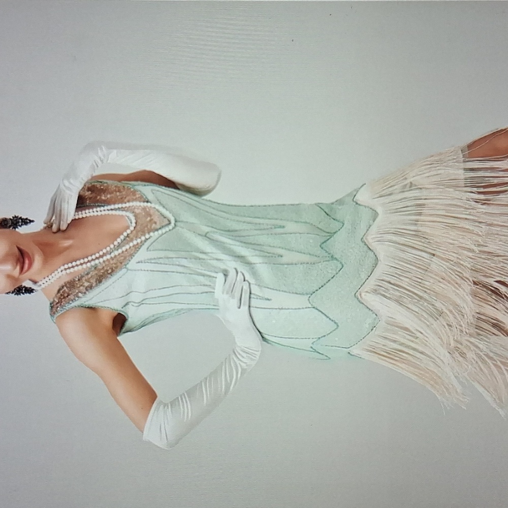 Elegant Beaded Flapper Dress with Fringe